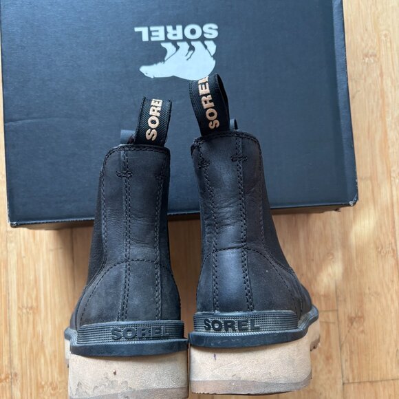 Sorel Chelsea Boots - Picture 5 of 16
